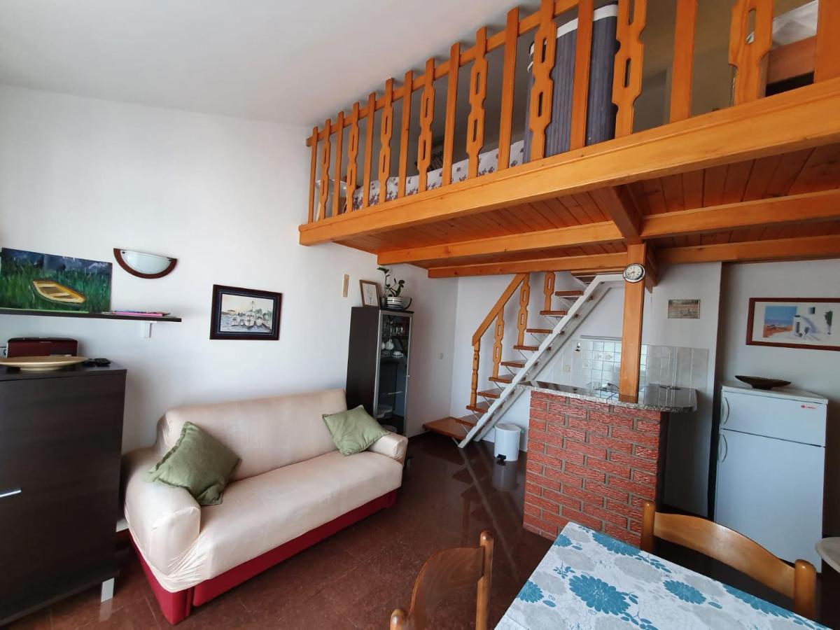 Apartment With Terace And Sea View Marica Veglia Exterior foto